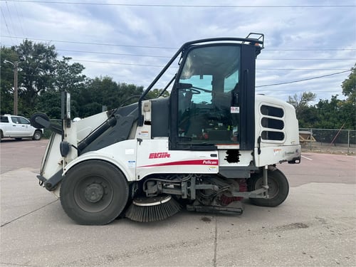 2015 Elgin Pelican NP Street Sweeper
