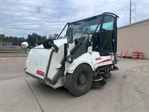 2015 Elgin Pelican NP Street Sweeper