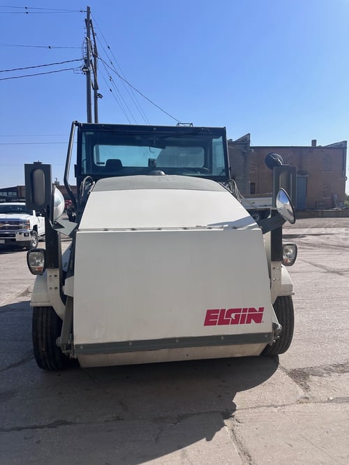 2016 Elgin Pelican NP Street Sweeper