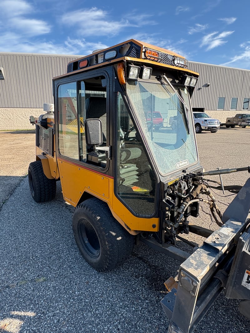 2016 Trackless MT6 Featured Image