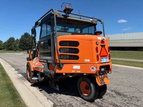 2008 Elgin Pelican Street Sweeper