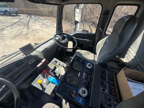 2008 Whirlwind GMC T7500