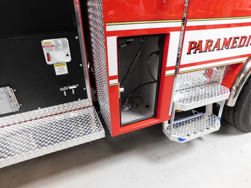 MacQueen Fire (405)