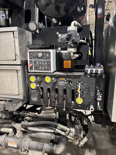 MIDSHIP CONTROLS VIEW jpg