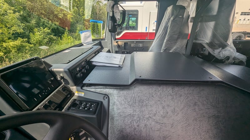 MaCQueen Emergency D 19 jpg
