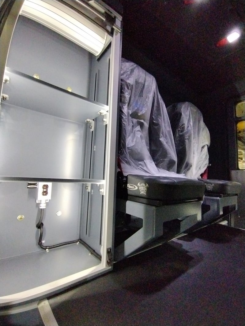 MacQeen Emergency A 114 jpg