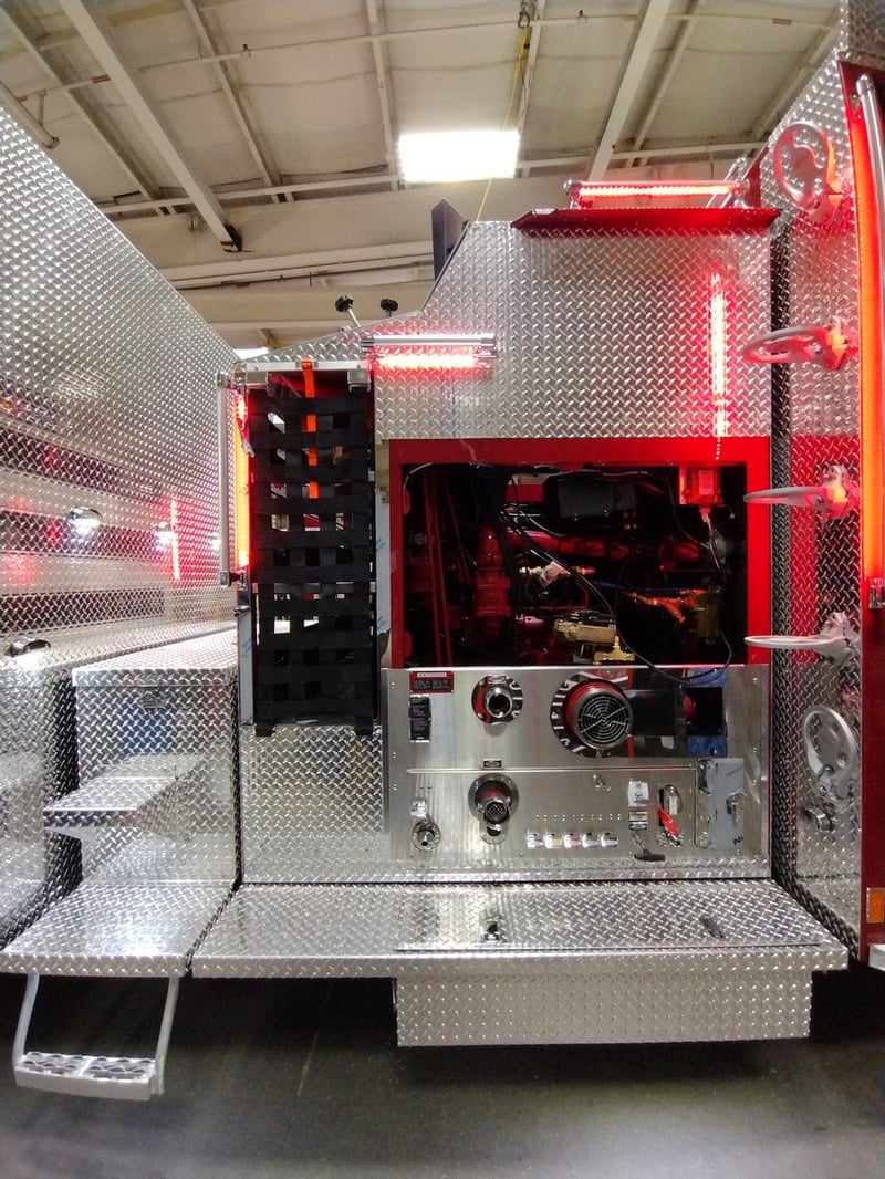 MacQeen Emergency A 156 jpg