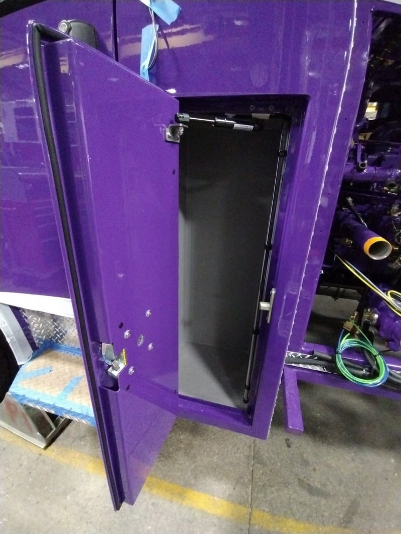 MacQeen Emergency A 177 jpg