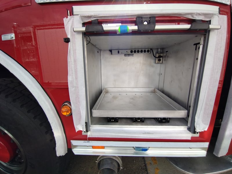 MacQeen Emergency A 407 jpg