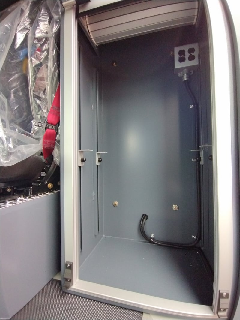 MacQeen Emergency A 439 jpg