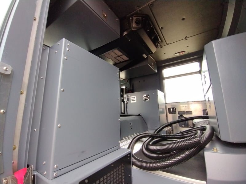 MacQeen Emergency A 526 jpg