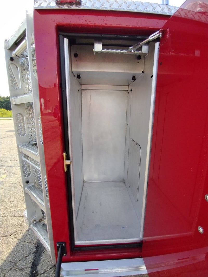 MacQueen C 40 jpg
