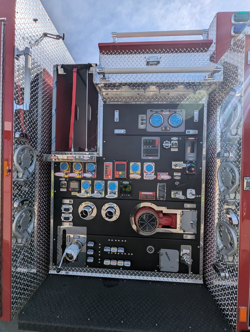 MacQueen 01 165 jpg 1
