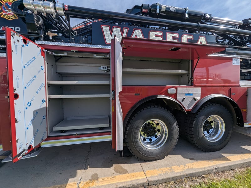 MacQueen 01 197 jpg 1
