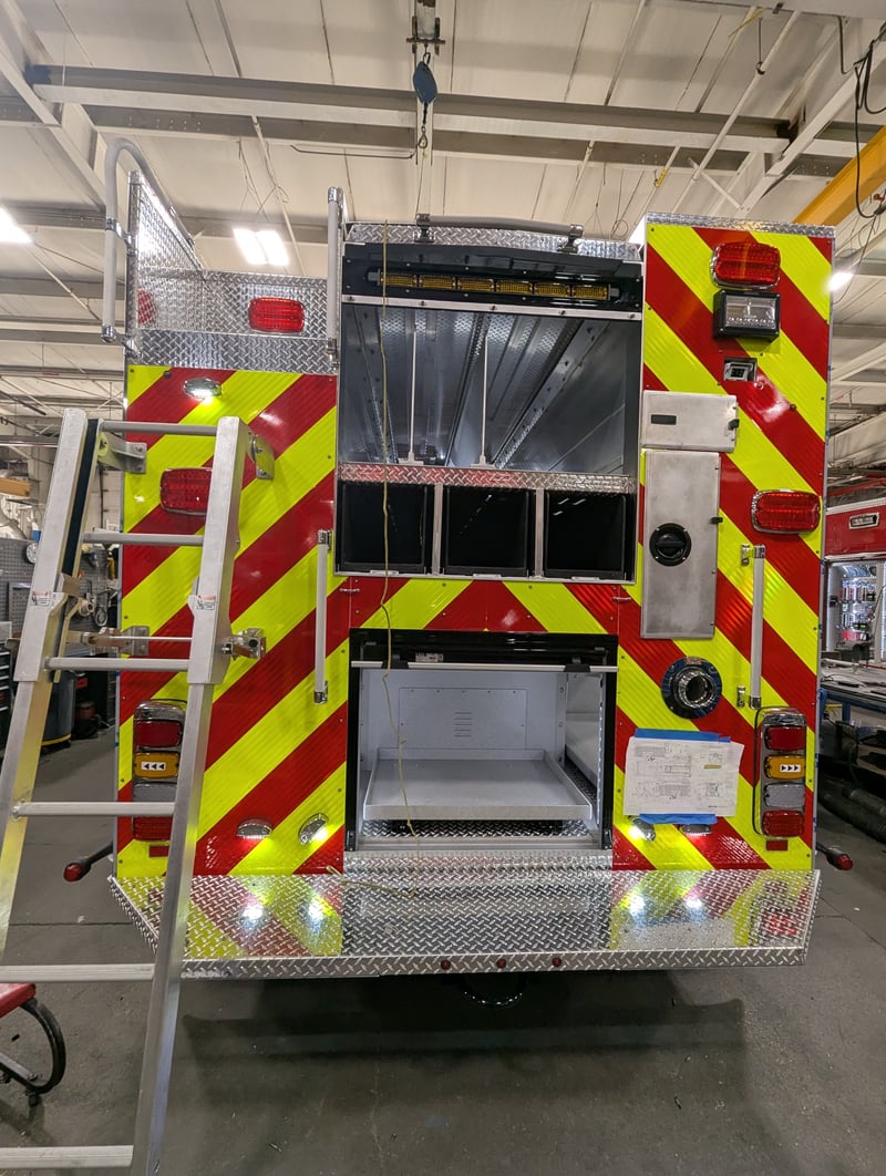 MacQueen 01 255 jpg
