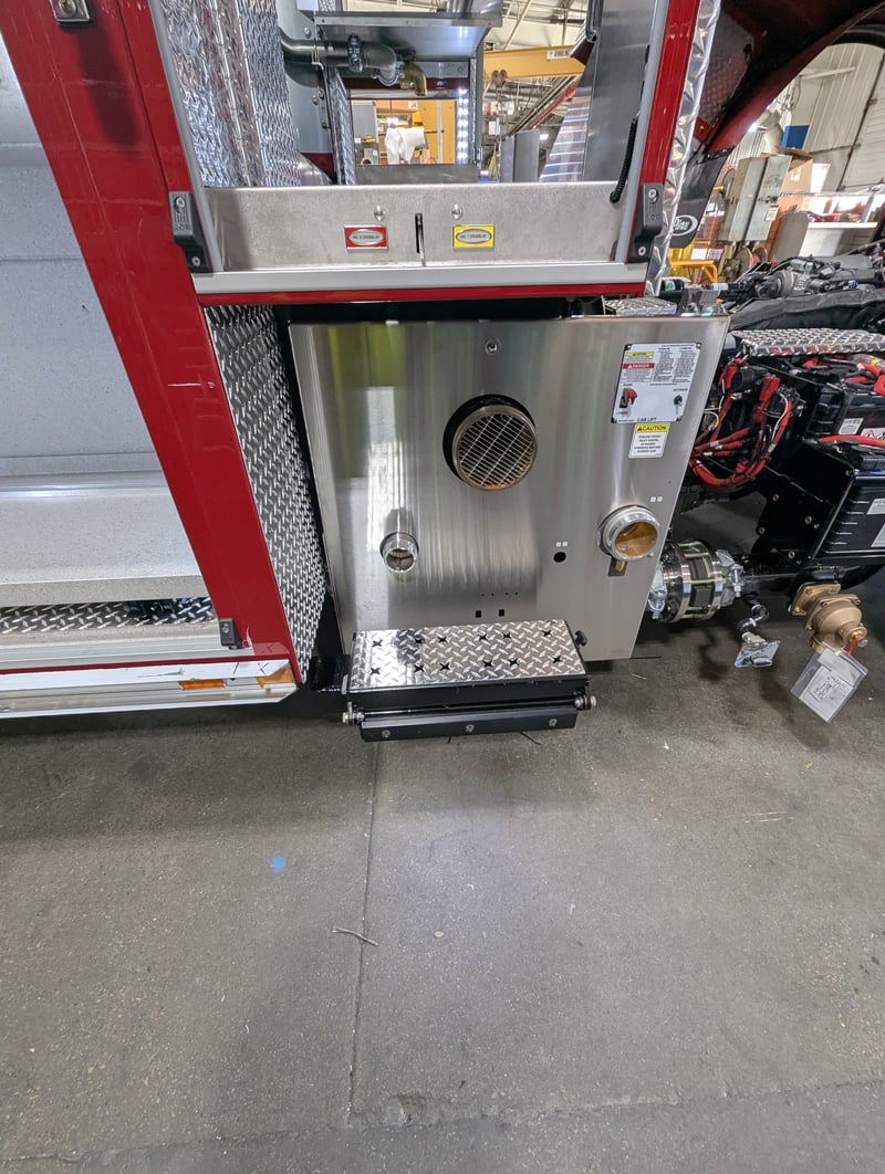 MacQueen 01 261 jpg 1