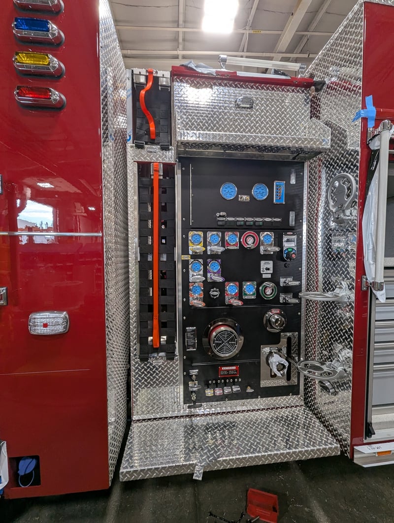 MacQueen 01 292 jpg 4