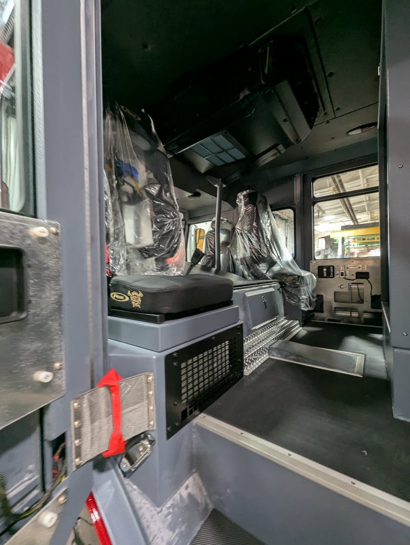 MacQueen 01 330 jpg 4