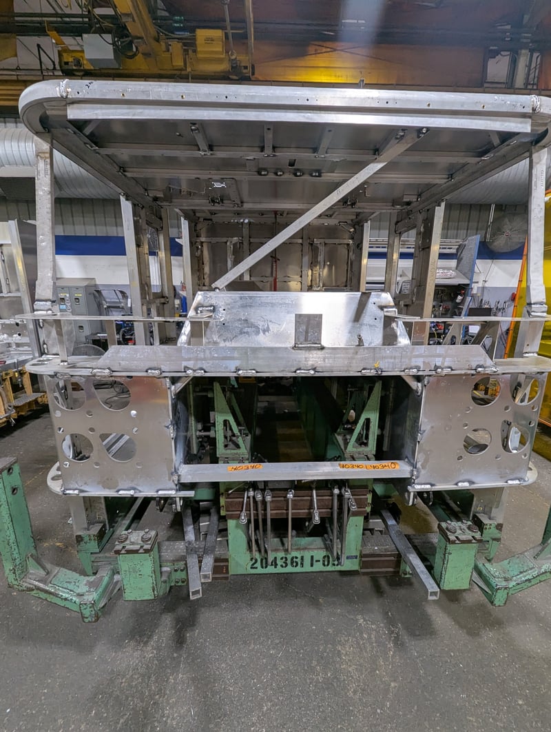 MacQueen 01 340 jpg 2