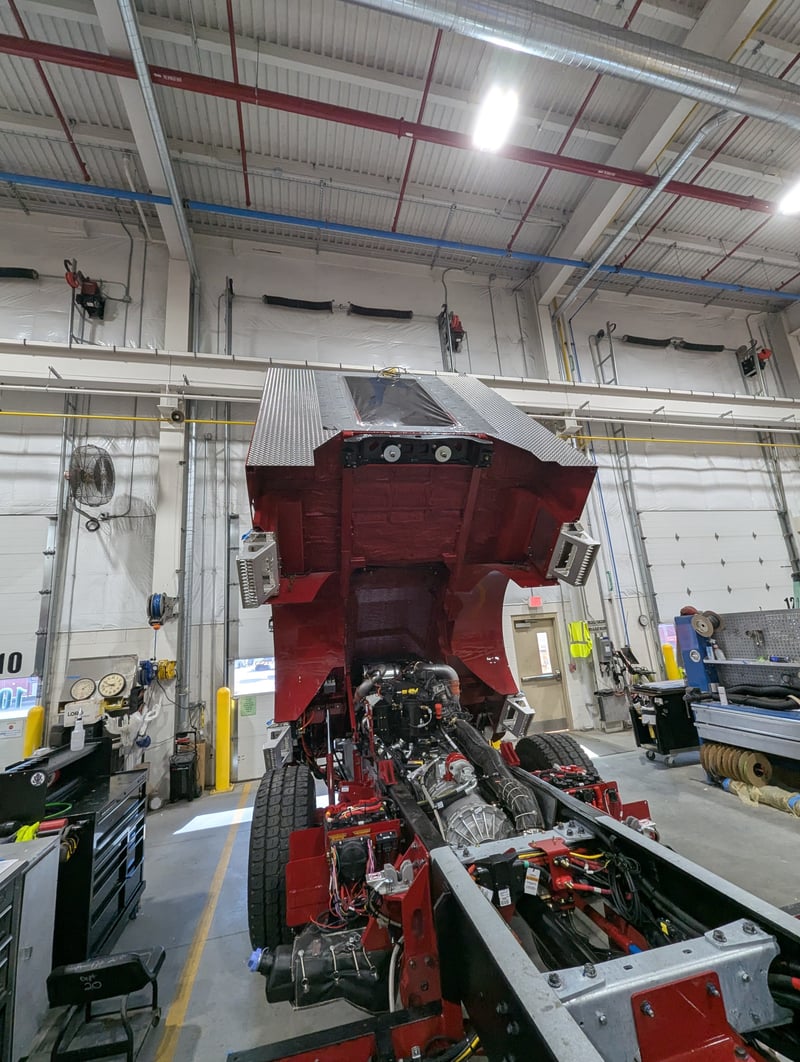 MacQueen 01 392 jpg 1