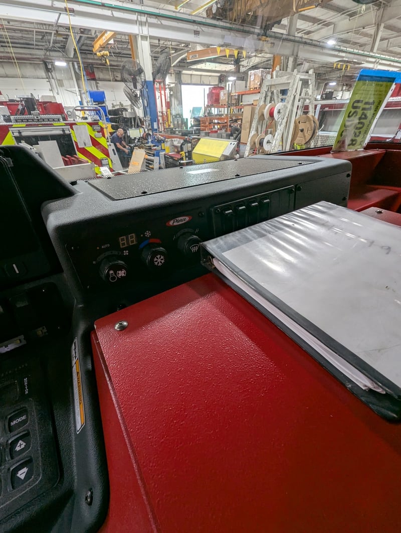 MacQueen 01 470 jpg 2