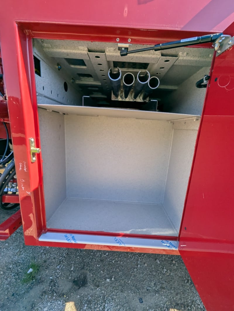 MacQueen 01 547 jpg 4