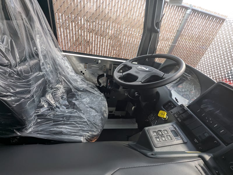 MacQueen 01 58 jpg 1