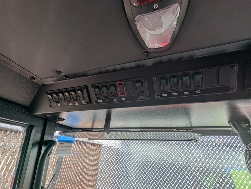 MacQueen 01 60 jpg 1