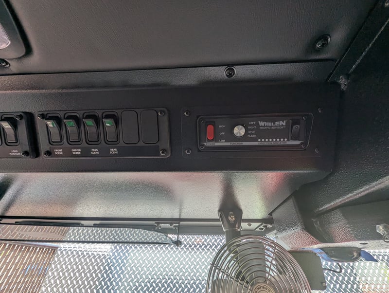 MacQueen 01 61 jpg 1