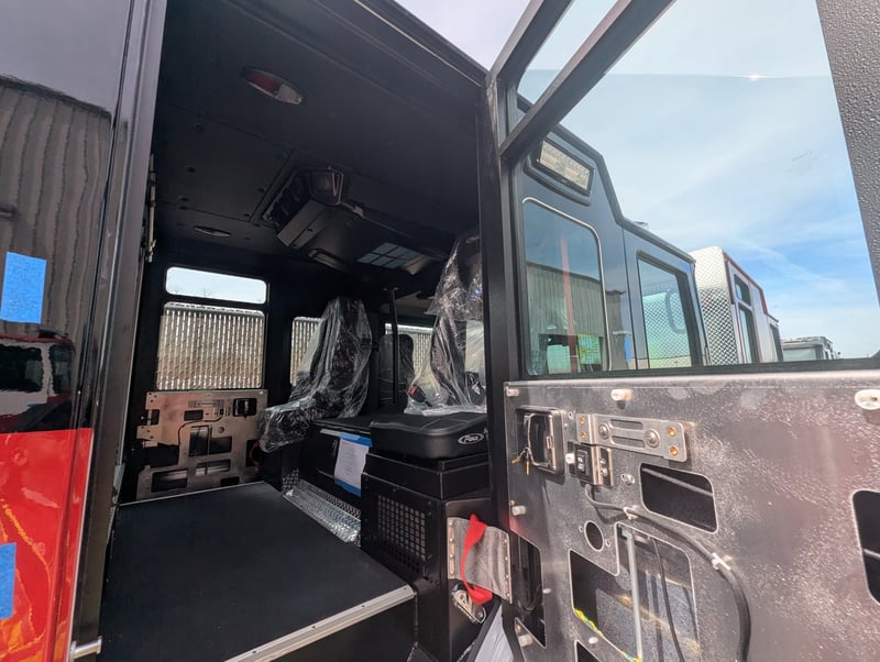 MacQueen 01 63 jpg 1