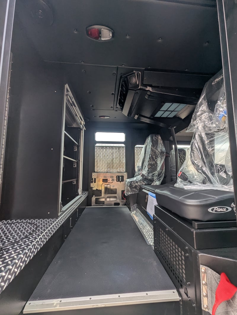 MacQueen 01 64 jpg 1