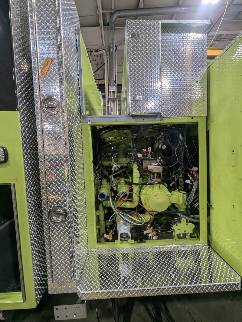 MacQueen 01 712 jpg
