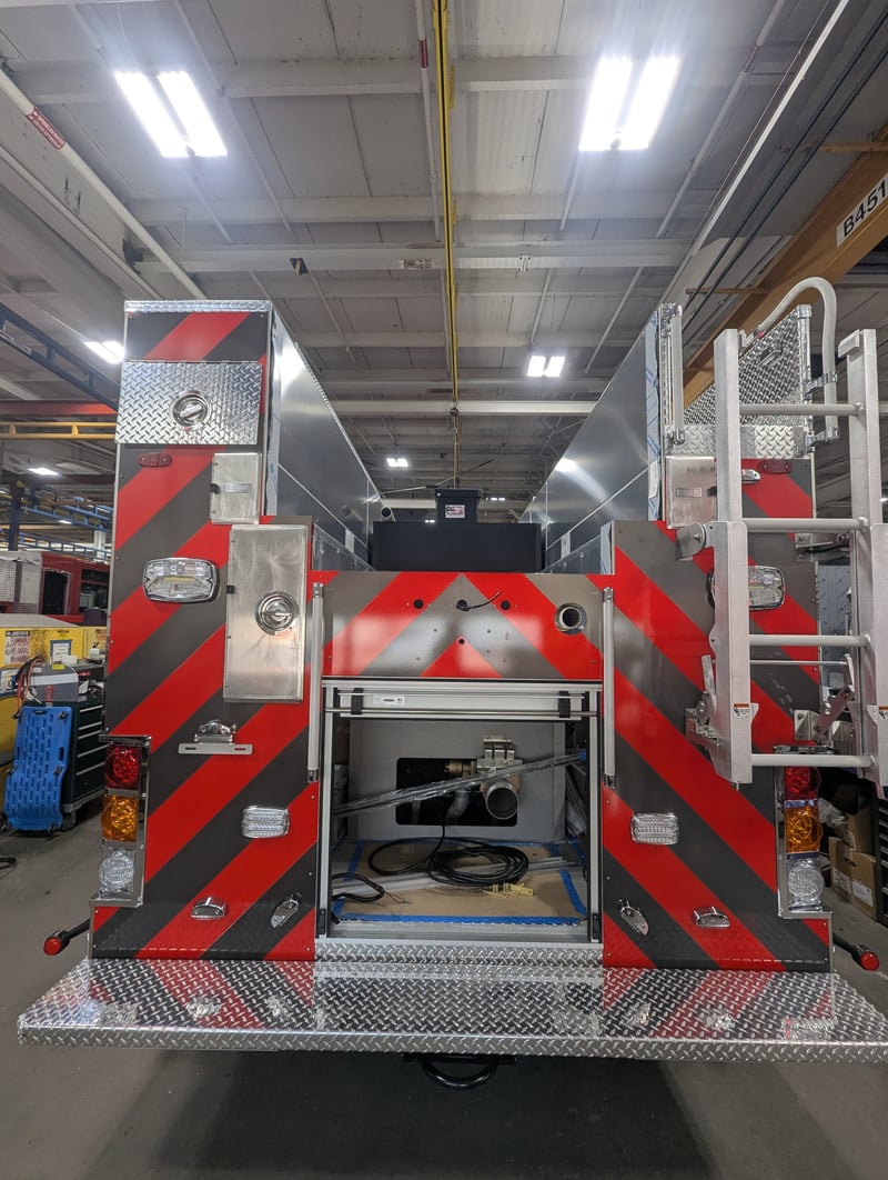 MacQueen 01 912 jpg