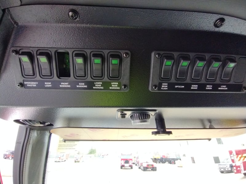 MacQueen 02 (875) jpg