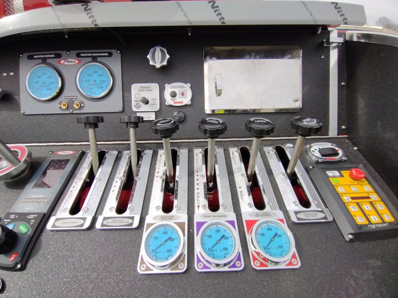 MacQueen 02 (894) jpg