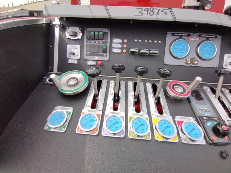 MacQueen 02 (895) jpg