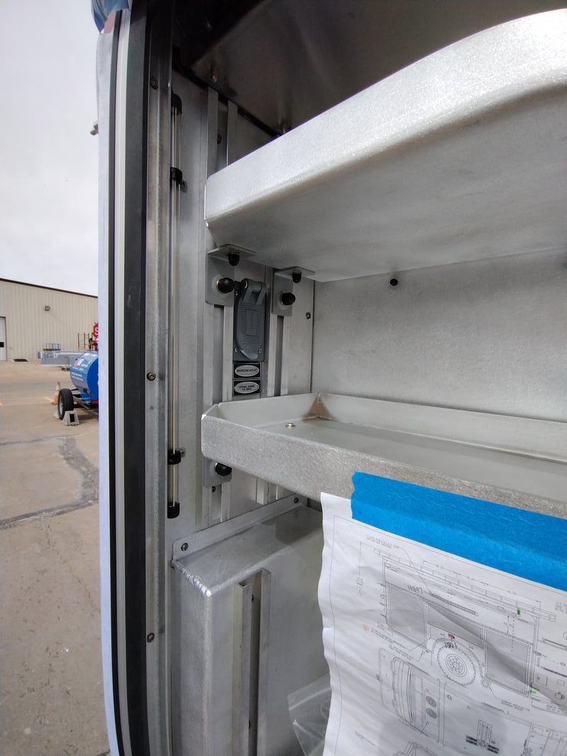 MacQueen 02 (916) jpg