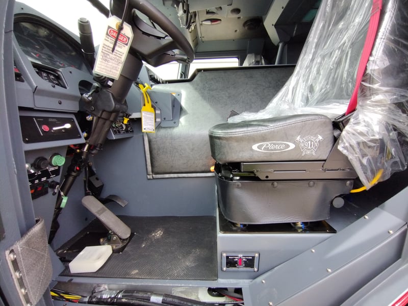 MacQueen 02 (982) jpg