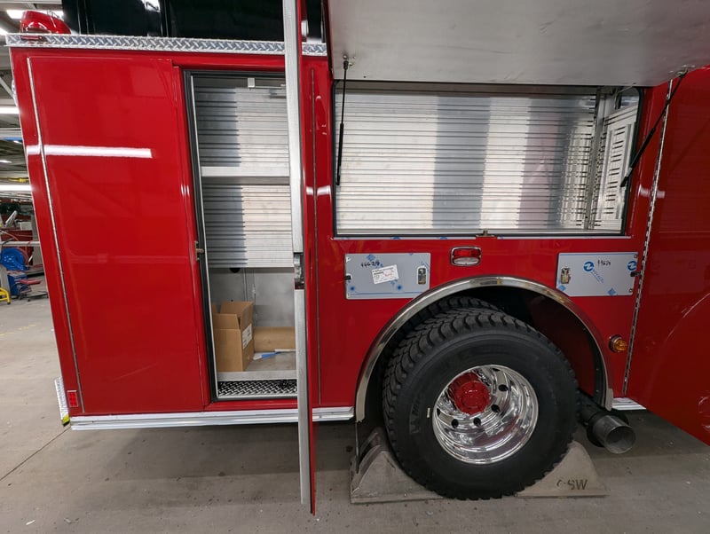 MacQueen 02 400 jpg