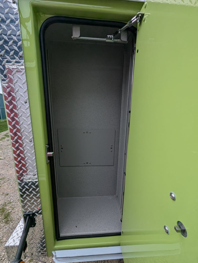 MacQueen 02 51 jpg 1