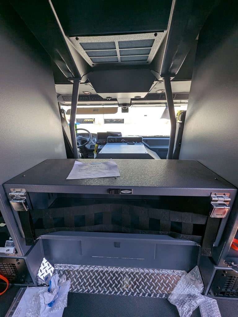 MacQueen 02 81 jpg 3