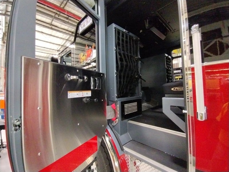 MacQueen 07 12 373 jpg