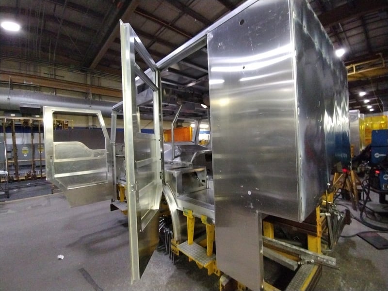 MacQueen 07 12 522 jpg