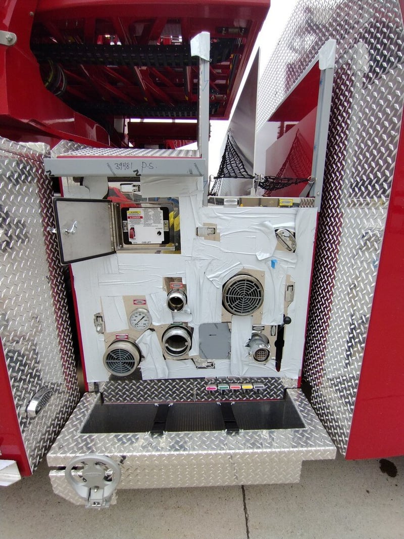 MacQueen 07 12 8 jpg