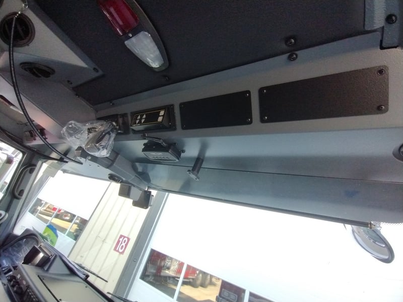 MacQueen A 09 23 A (130) JPG