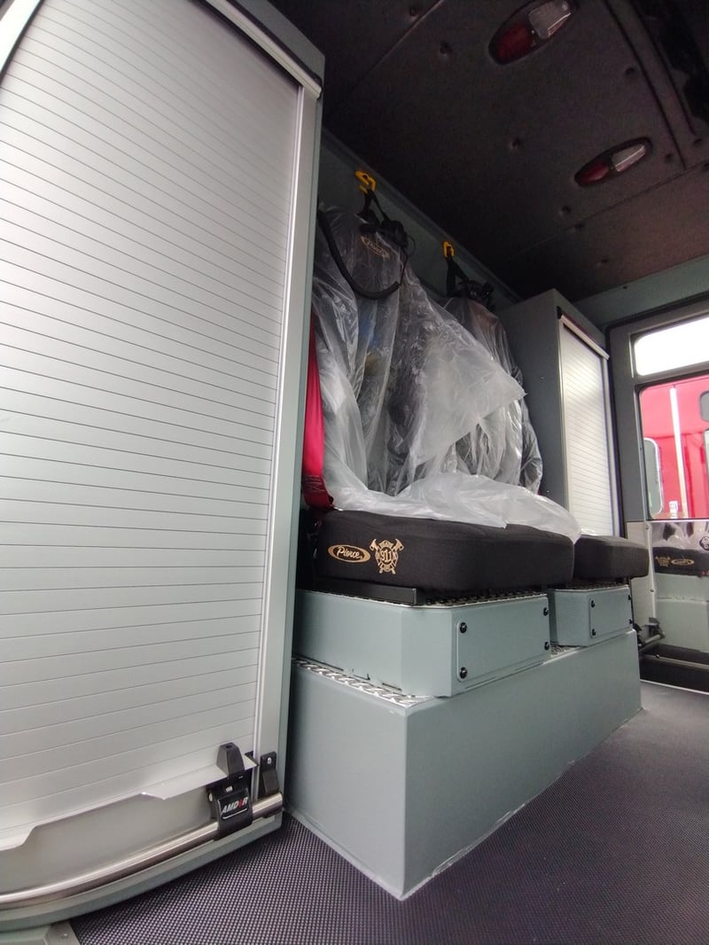 MacQueen A 153 jpg