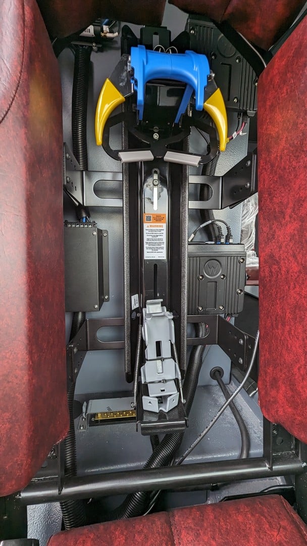 MacQueen A 166 jpg 1