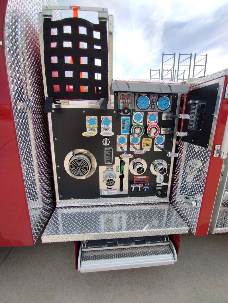 MacQueen A 195 jpg 3