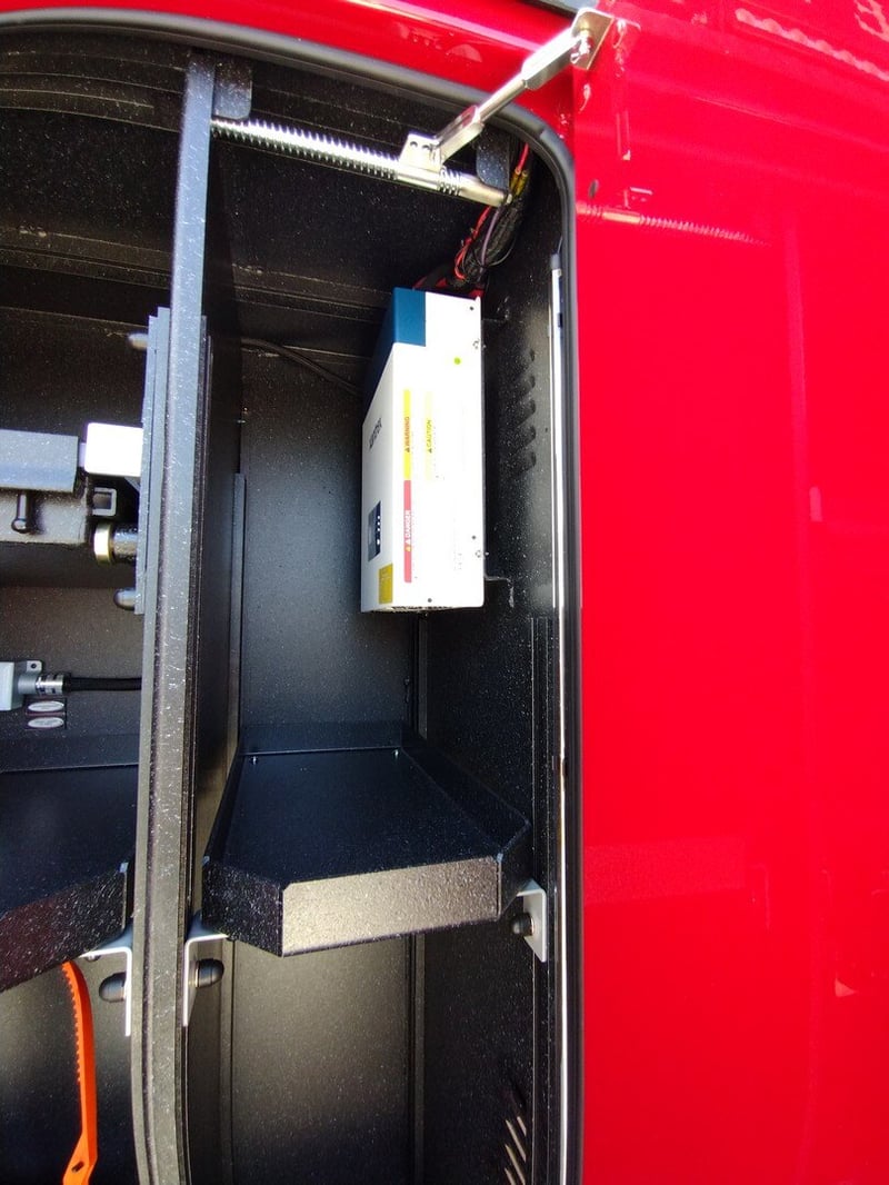 MacQueen A 305 jpg 2