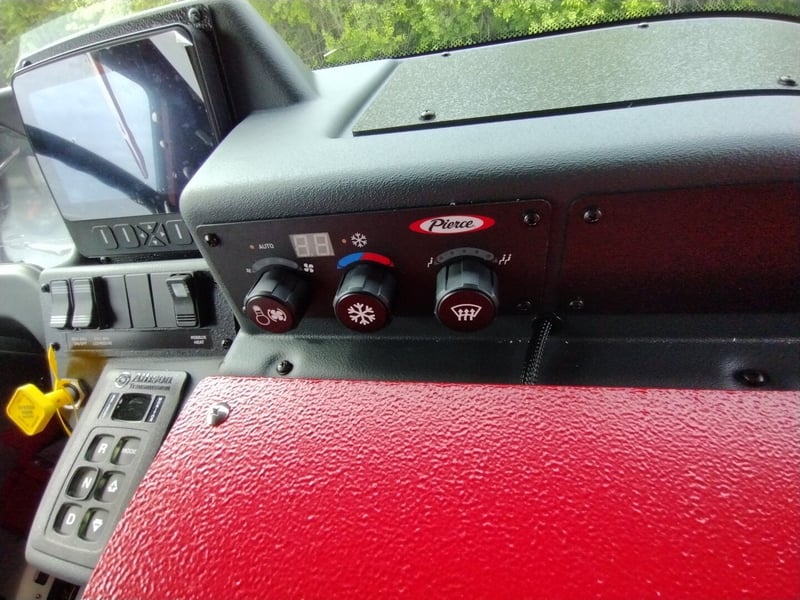 MacQueen B 61 jpg